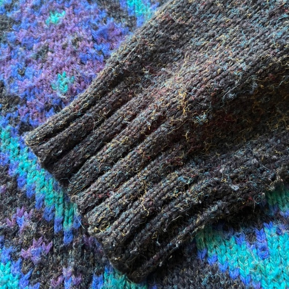 Vintage Concrete Mix Turquoise Aztec Pattern Acrylic Textured Mock Neck Sweater - Picture 8 of 8